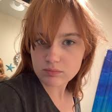 Waluigi (@ItsMeWaluigi)