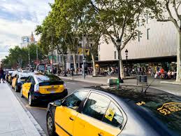 Punctuality, security and discretion in continuous services for hours and in transfers. Everything You Need To Know About Hiring A Taxi In Barcelona