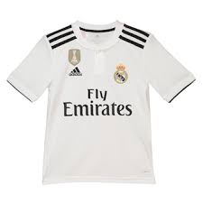 Indossa il total look della tua squadra del cuore. Real Madrid Football Shirts Real Madrid Kits Real Madrid Gear Fanatics International