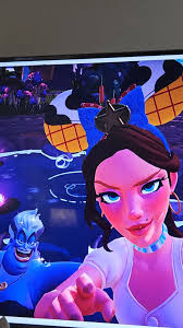 Do you guys ever have you characters give you funny looks?!?! Let me see  yours!!! 💗🤪✨️