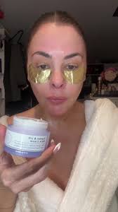 Neck cream mistake #neck #saggingneck #neckcream #matureskin  #matureskinmakeup #makeupover40 #skintok #tiktokshop #fyp