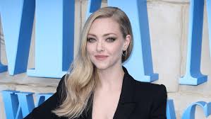 — clear your schedule because two documentaries about the rise and fall of elizabeth holmes and her silicon valley startup company, theranos, are set to premiere very soon. Amanda Seyfried To Portray Former Theranos Ceo Elizabeth Holmes In Hulu Series The Dropout Classic Hits 102 7