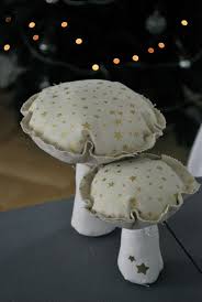 Sourires De Decembre Regarde Les Nuages Champignons Farcis Noel Couture Joyeux Noel Felix