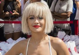 Inspirierende frisuren 2019 kurzhaar bob die modische 20 ideen zu. Kurzer Bob Mit Pony Ein Top Trend Fur 2021 Archzine Net