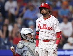 Luis Arraez is Hitting .194 as a Philadelphia Phillie