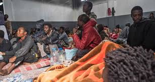 Pour la première fois, un drone militaire entièrement autonome s'en est pris à des humains, d'après un rapport des nations unies sur la libye. Vendu En Esclavage Viole Le Recit D Un Rescape De L Enfer Libyen Le Quotidien