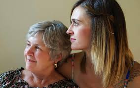 «te voy a decir una cosa» es una de las más recordadas en este ámbito de amor madre e hija. Frases Para Mama Frases Cortas Que Llegaran Al Corazon