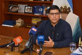 Santa Cruz. Vidal: «Reclaman recursos para sus municipios, pero rechazan las herramientasa para conseguirlos»