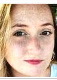 Amanda Hover's Instagram, Twitter & Facebook