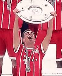 Ein kleiner zusammenschnitt aus mehreren bildern. Fussball Bayern Gifs Tenor