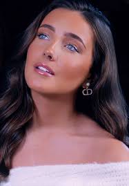 Silent Night Cover by Lucy Thomas and Sister Martha