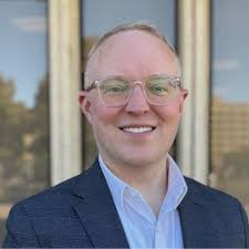 Today marks my first day at United Airlines as a Senior Recruiter.  Absolutely excited. Ready to make the absolute most from this opportunity.  ✈️