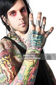 Angelo Parente's Instagram, Twitter & Facebook