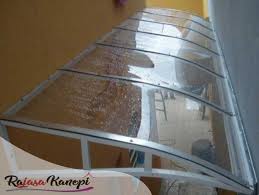 Twinlite polycarbonate bahan ini sering dianggap yang terbaik dan sangat awet. Kanopi Minimalis Atap Solar Flat Tangerang Selatan Rajasa Kanopi