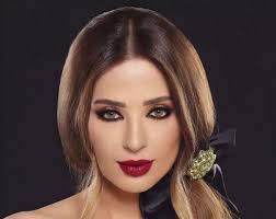 وفاء الكيلانى فطفلها الاول من الفنا الشهير تيم حسن. Ø²ÙˆØ¬Ù‡Ø§ Ø§Ù„Ø£ÙˆÙ„ Ù…Ø³ÙŠØ­ÙŠ ÙˆÙˆØ§Ù„Ø¯Ù‡Ø§ Ø´ÙŠØ® Ø£Ø²Ù‡Ø±ÙŠ Ø­ÙƒØ§ÙŠØ§Øª Ù…Ù† Ø­ÙŠØ§Ø© ÙˆÙØ§Ø¡ Ø§Ù„ÙƒÙŠÙ„Ø§Ù†ÙŠ Ø§Ù„Ù…Ø«ÙŠØ±Ø© Ù„Ù„Ø¬Ø¯Ù„ Ø§Ù„ÙÙ† Ø¬Ø±ÙŠØ¯Ø© Ø§Ù„Ø·Ø±ÙŠÙ‚