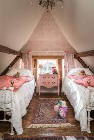 This Idyllic English Cottage Couldn T Be More Charming Country Cottage Decor Small Bedroom Home Decor