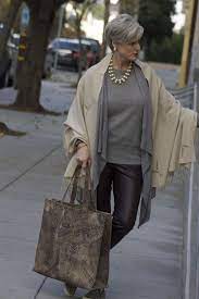46 Pretty Styles Ideas For 50 Year Old Woman Addicfashion Casual Winter Outfits Fashion Clothes Women Womens Fashion Casual Summer