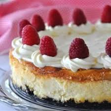 Gateau Au Fromage Aux Framboises Et Chocolat Blanc Http Qc Allrecipes Ca Raspberry Cheesecake Recipe Chocolate Raspberry Cheesecake Desserts
