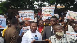 Vanguard news is a daily news publication in nigeria covering latest news, breaking news, politics, relationships, entertaiment and sports Revolution Now Protest See Revolutionnow In Lagos Abuja Parts Of Nigeria To Mark One Year Afta Omoyele Sowore Arrest Bbc News Pidgin