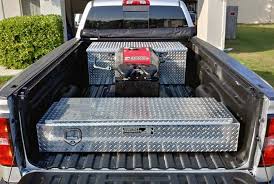 The flush mount truck toolbox for the truck was designed to solve a need, but our chief design engineer saw it wasn't being met the requirement. Highway Products Gmc Sierra Fleetside 2008 Single Lid 5th Wheel Tool Box