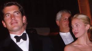 Kennedy presidential library in boston where the casket of sen. Merkwurdige Fakten Uber Die Ehe Von Jfk Jr News24viral