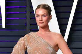 Jun 11, 2021 · june 11th, 2021 07:55 pm. Toni Garrn Sie Meldet Sich Aus Der 42 Schwangerschaftswoche Gala De