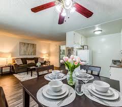 2 bedroom apartments in california. Studio 1 2 Bedroom Affordable Apartments For Rent In Van Nuys Ca