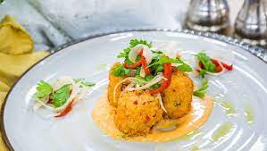 Shrimp Cakes Sauce Louis Shrimp Cakes Recipes Seafood Recipes