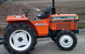 The L1 R Series Kubotas Reverse Tractors Orangetractortalks
