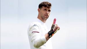 En septiembre del año pasado se convirtió en el arquero argentino más caro de la historia, ya que aston villa le había comprado su pase al arsenal inglés a. Nb0eu1khwgyzim