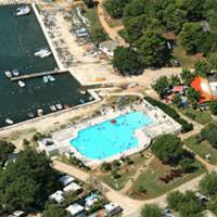 Medzi reštaurácie s vhodnou lokalitou patria: Campingplatz Zelena Laguna In Istrien Porec Mobilheime Zelte Und Glamping