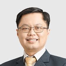 Adrian Yew's Instagram, Twitter & Facebook