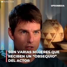 Cuando Dakota cumplió 11 años Tom Cruise le dió un regalo un poco  “particular” para una niña, pero fue el inicio de una tradición, han pasado  más de 20 años y aun