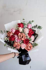 Money Rose Mix With Flower Bouquet Boquette Flowers Red Rose Bouquet Flower Bouqet