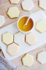 Honeycomb Sugar Cookies A Beautiful Mess Recipe Food Sugar Cookies Delicious Desserts