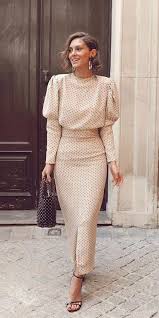 Pour être une mariée parfaite, il ne suffit pas de porter une robe de mariée. Quelle Tenue De Mariage Pour Femme De 50 Ans