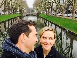 Elsholz is married to his colleague denise zich. Dusseldorf Andreas Elsholz Denise Zich Das Schauspieler Ehepaar Ist Begeistert Von Dusseldorf Express De