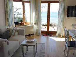 Bei uns finden sie bequem und schnell online ihre traumunterkunft für den perfekten urlaub! Ferienhaus Haus Am See Meersburg Firma Ferienwohnungsagentur Bodensee Von Herzen Frau Britta Hoffmann