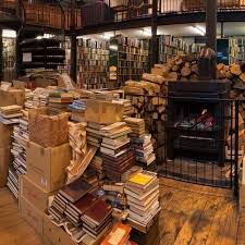 19 Magical Bookshops Every Book Lover Must Visit Bookshop Bookstore Book Lovers
