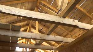 Motivele multiple pentru care alternativa caselor din lemn este tot mai recomandata determina si trendul ascendent al casa din caramida si beton costa cel mai mult, pretul cerut de constructori este de 400 de euro pe metrul patrat. Casa Din Panouri Lemn Executata In Judetul Ilfov Youtube