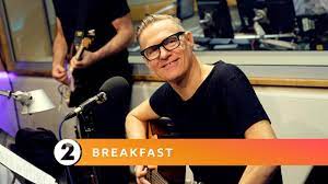 The video is converted to various formats on the fly: Bryan Adams You Ve Got A Friend Carole King Cover Youtube