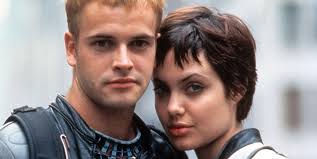 Jonny lee miller has not been previously engaged. Angelina Jolie Was Seen At Ex Husband Johnny Lee Miller S Home In Brooklyn