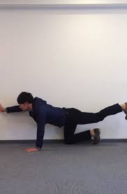 佐久間健一 2週間計画 二の腕 ヒップ痩せ方法 佐久間健一 モデル体型 二の腕