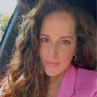 Alexandra Bayer Email & Phone Number