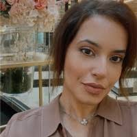 100+ perfiles de «Yasmin»