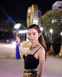 See what people are saying and join the conversation. Louisa Mak éº¥æ˜Žè©© Louisa Mak Instagram ç›¸ç‰‡èˆ‡å½±ç‰‡ Louisa Cool Pictures Women