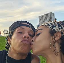 I built liminal spaces/backrooms in the sims 4 ✨