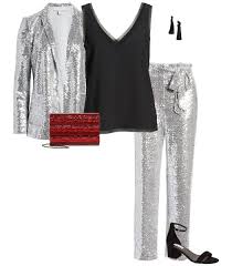 20 festive christmas party outfits that are sure to stun. How To Dress For A Christmas Party 11 Festive Outfit Ideas