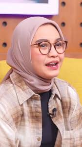 @salmasalsabil12 dari anak motor langsung jadi juara 1 @indonesianidolid 🥰  Cerita awalnya gak ada expektasi besar dengan Indonesian Idol kok bisa jadi  yang pertama, menurut Salma lebih enak jadi anak ...