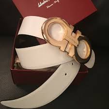 Black And Gold Ferragamo Belt Pin De Carolina En Cinturones Cinturones Correa